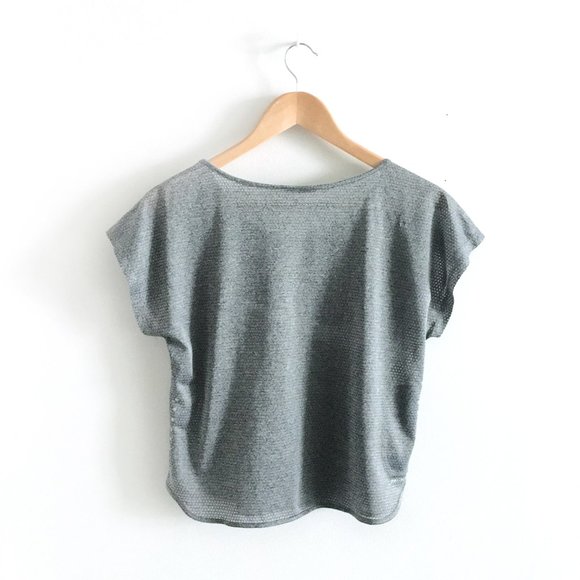 ⚡️SOLD⚡️Nike City Cool Swoosh Running Crop - Small - Picture 5 of 7